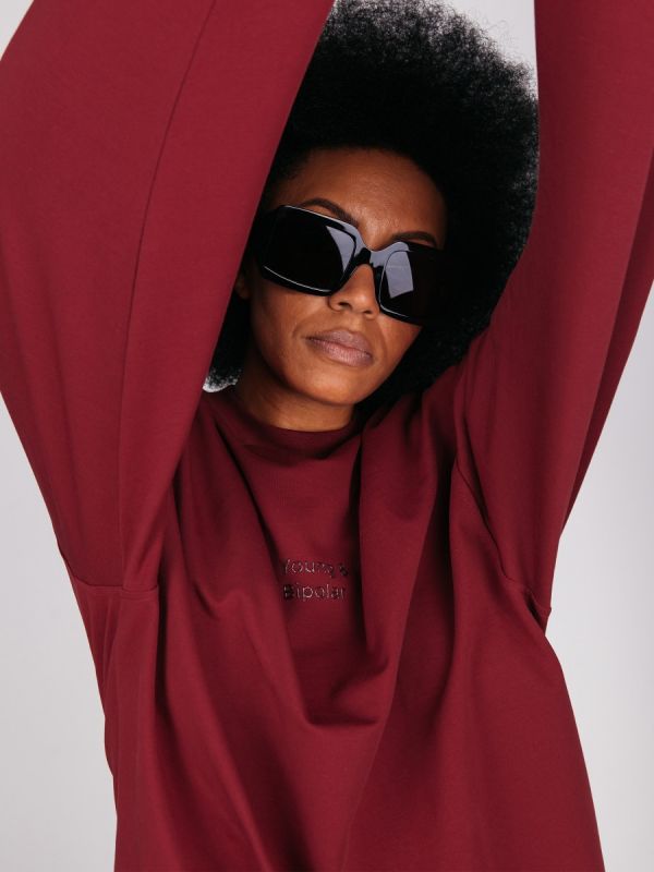 Young and Bipolar Minimal Burgundy Sweatshirt Basic Line